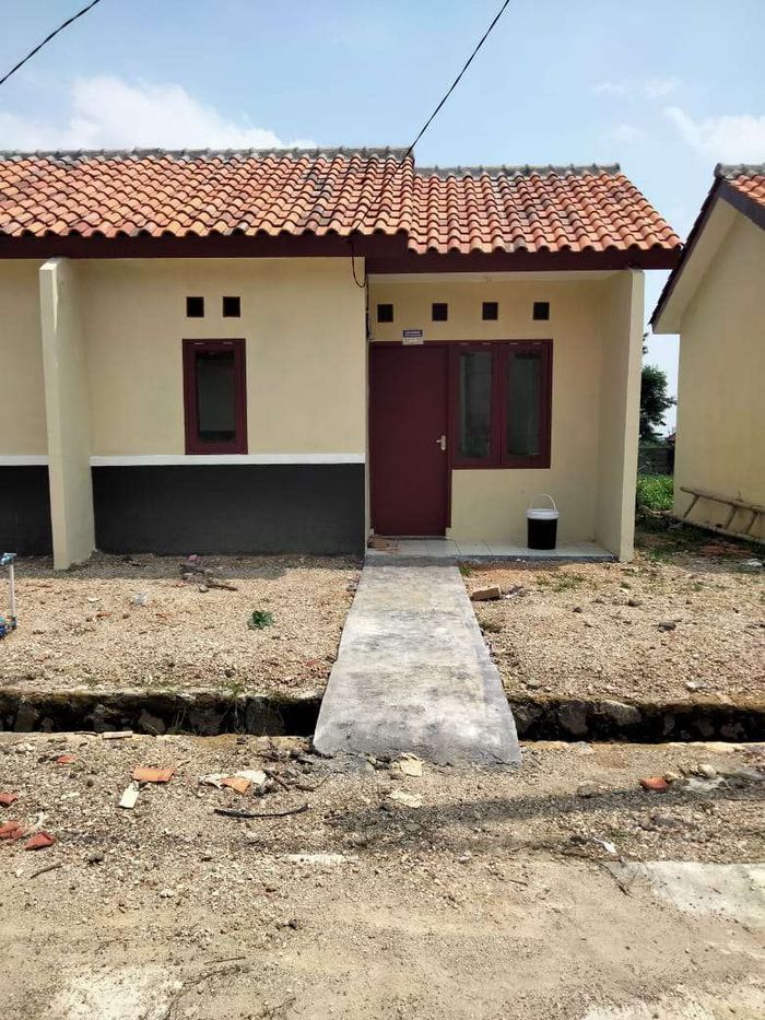 foto tampak rumah tipe 22/92 perumahan Tamansari Permai