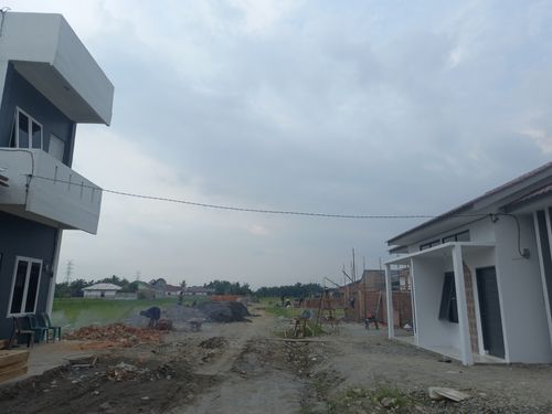 foto posisi tengah perumahan Prima Asia Residence
