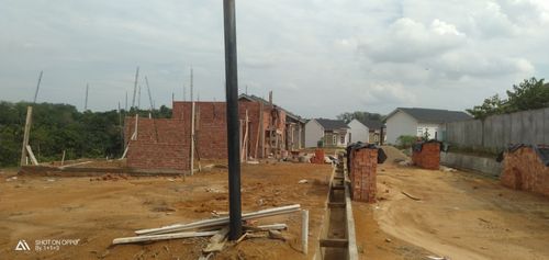 foto posisi tengah perumahan BANAMA REGENCY 2