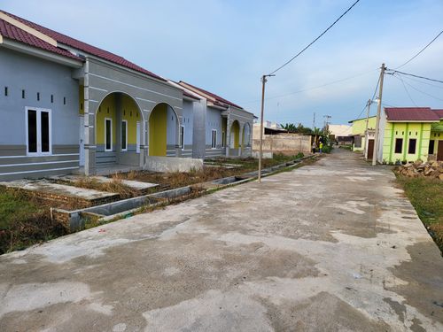 foto contoh rumah perumahan Sentang Residence