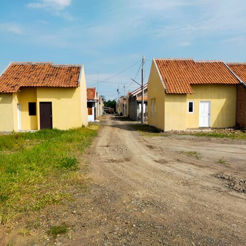 foto posisi tengah perumahan PEMALANG INDAH REGENCY 99 TAHAP 3