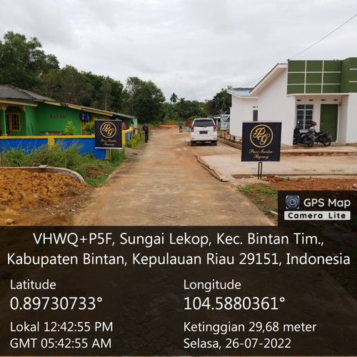 foto gerbang perumahan Perumahan Puri Garden Regency