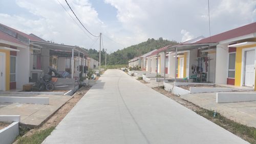 foto posisi tengah perumahan TAMAN LESTARI