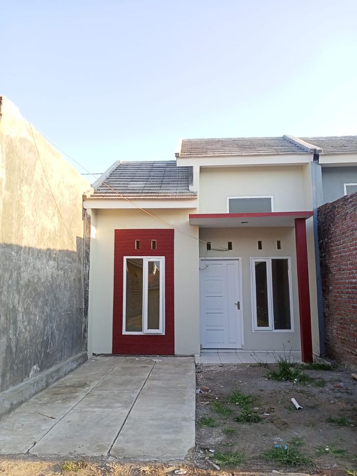 foto tampak rumah tipe Jasmine-J perumahan EKSOTIKA RESIDENCE