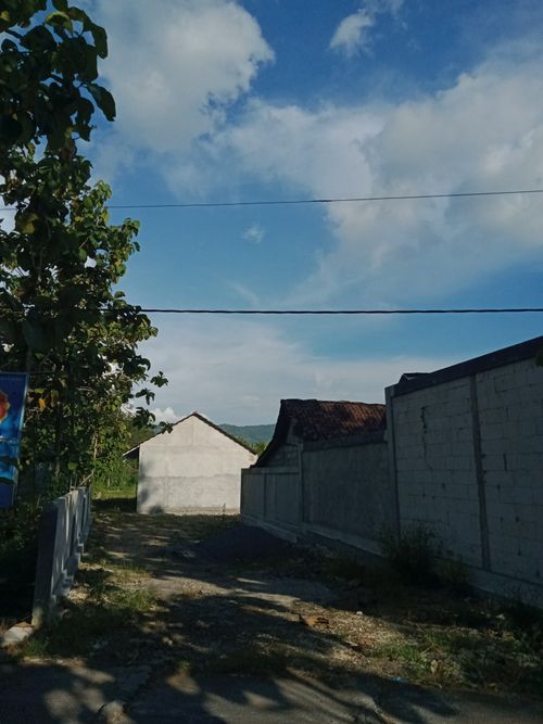 foto gerbang perumahan PERUMAHAN GRIYA RILIS SEMIN