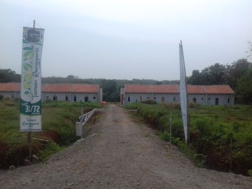 foto gerbang perumahan Taman Rengganis