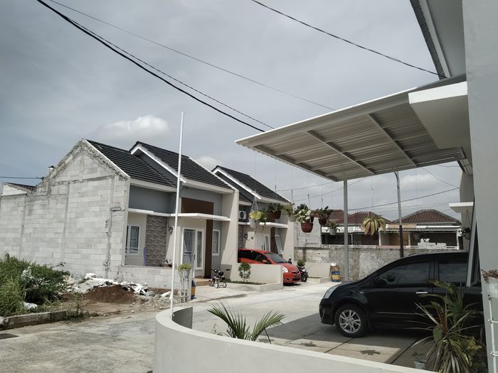 foto tampak rumah tipe CPD No.7 perumahan Margoland Residence Cipondoh