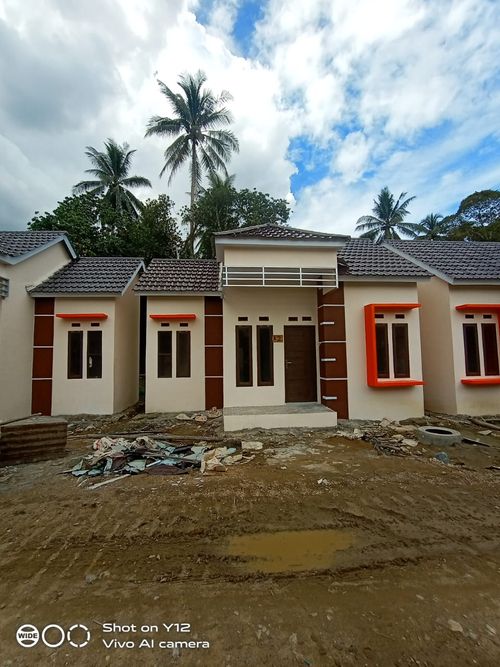foto contoh rumah perumahan MEGA LAND
