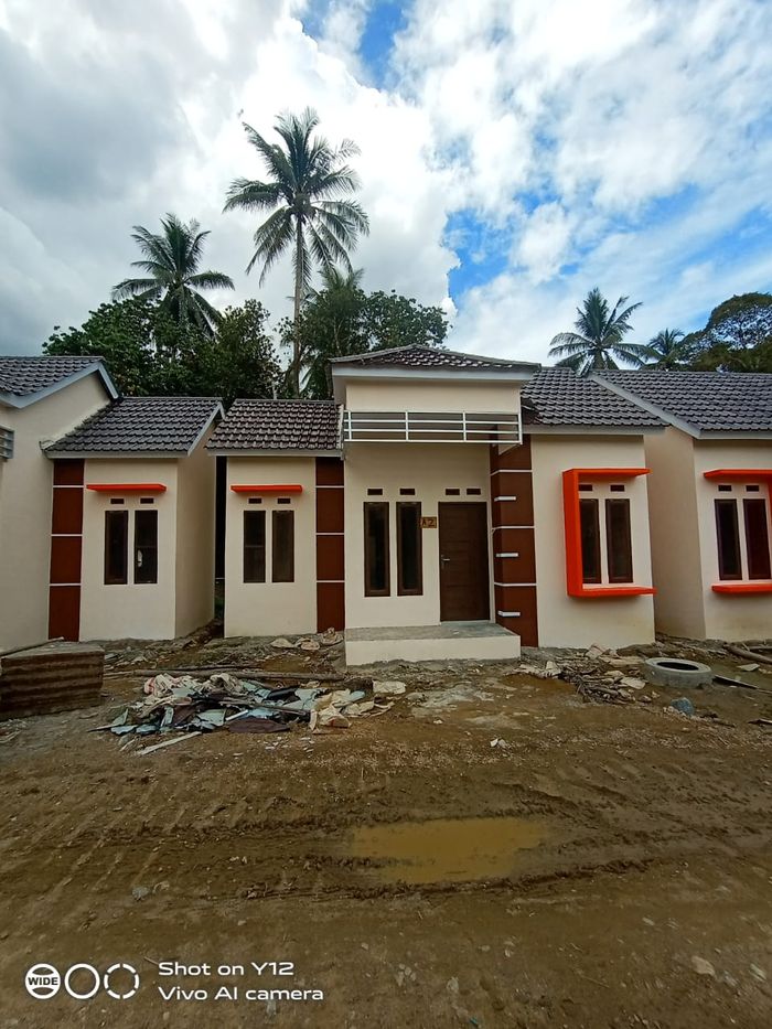 foto tampak rumah tipe 36 perumahan MEGA LAND