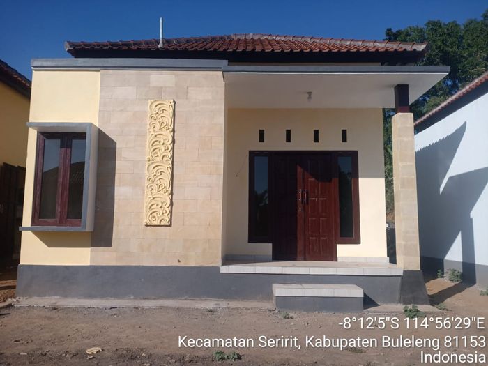 foto tampak rumah tipe 36 perumahan Anugerah Indah Bubunan