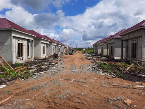 foto posisi tengah perumahan MIARI RESIDENCE 14