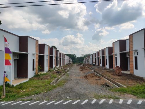 foto posisi tengah perumahan ADHYAKSA RESIDENCE 2