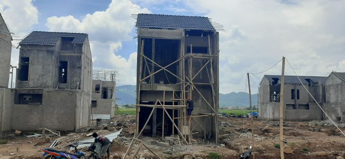 foto tampak rumah tipe 47 Compact (389) perumahan G-Land Arcadia Buahbatu