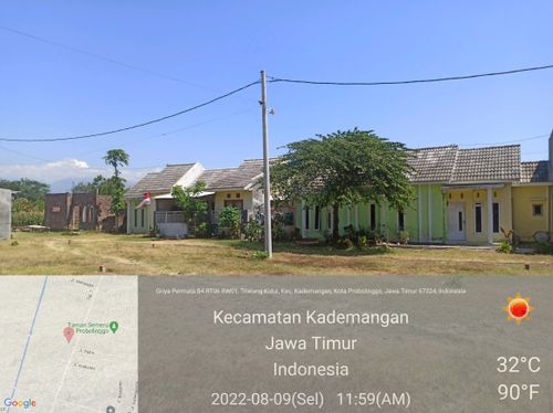 foto posisi tengah perumahan PERUM GRIYA PERMATA
