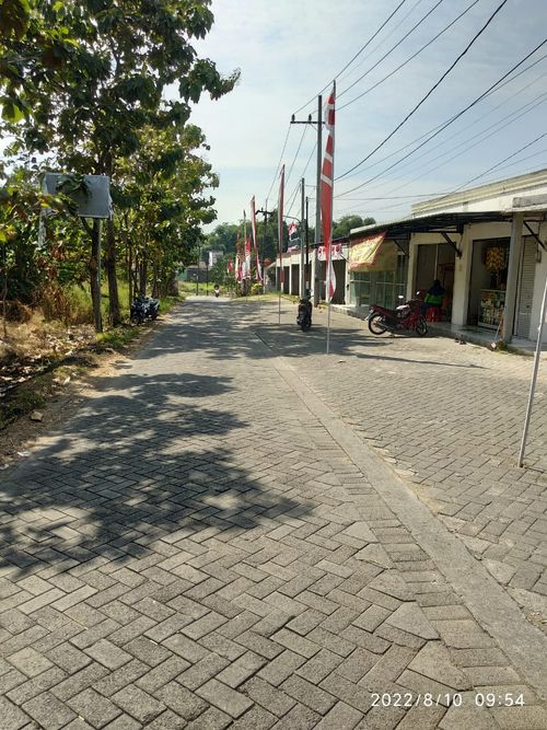 foto posisi tengah perumahan Griya Alma