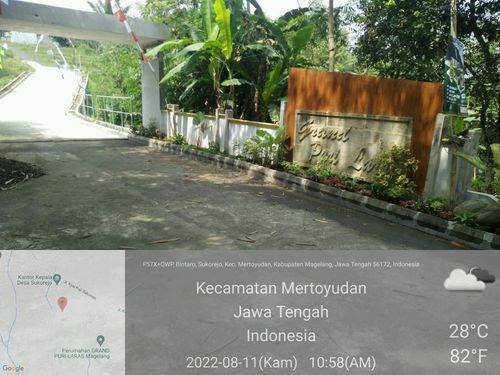 foto gerbang perumahan Grand Puri Laras