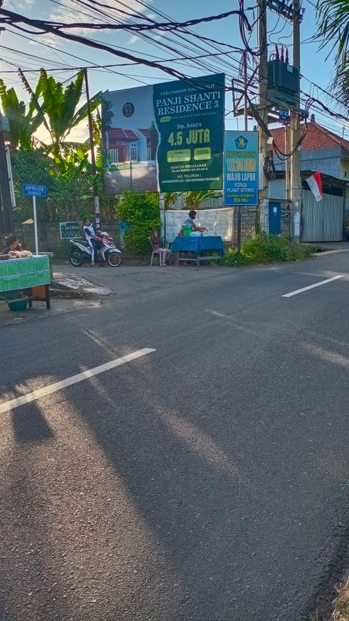 foto gerbang perumahan PANJI SHANTI 3