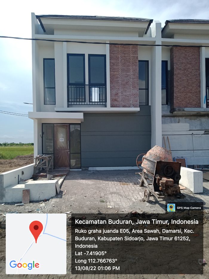 foto tampak rumah tipe SKYVILLE D126 perumahan SKYVILLE RESIDENCE