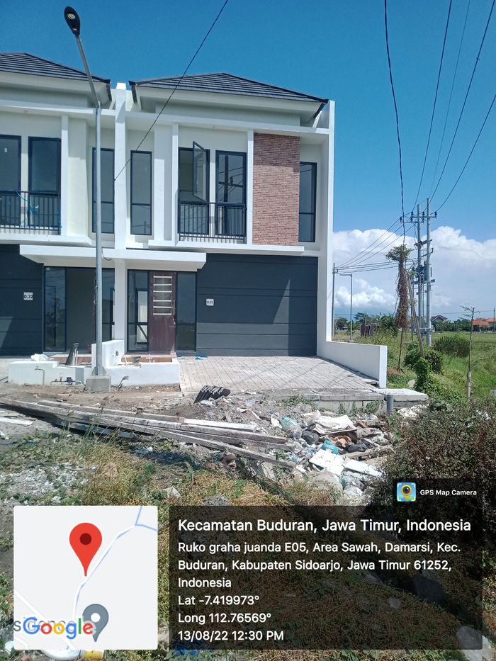 foto tampak rumah tipe SKYVILLE RESIDENCE D 33 perumahan SKYVILLE RESIDENCE