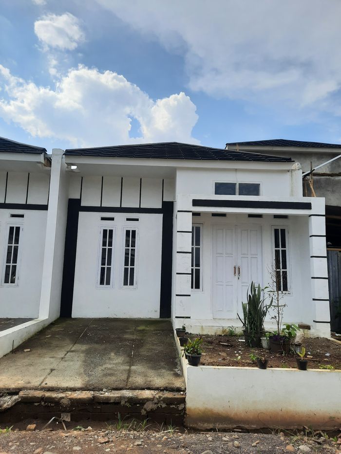 foto tampak rumah tipe ASOKA perumahan HawakeanoResidence
