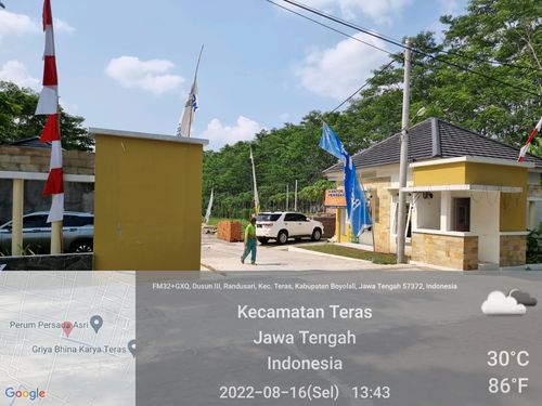 foto gerbang perumahan Gupitsari Regency