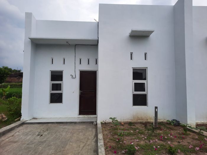 foto tampak rumah tipe 30/60 perumahan GRIYA MUTIARA PADUKUHAN 2