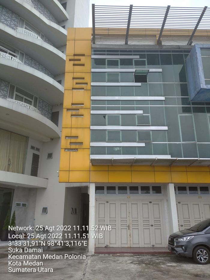 foto tampak rumah tipe Block C 01 perumahan TheCityView