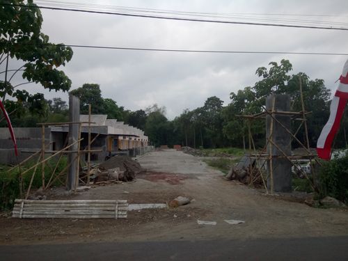 foto gerbang perumahan GRAND MUTIARA LAND