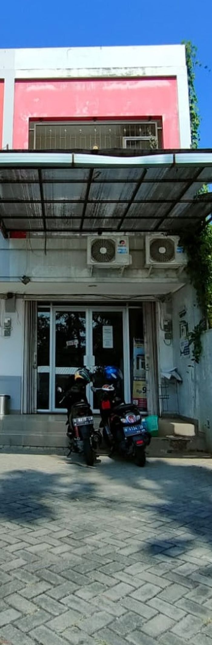 foto tampak rumah tipe 72/95 perumahan Bukit Graha Bhakti Asri