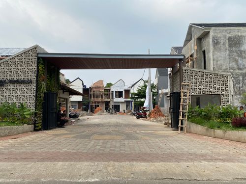 foto gerbang perumahan PESONA REMBOELAN