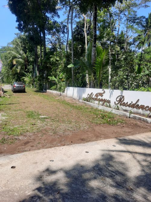 foto gerbang perumahan Karangduren Regency