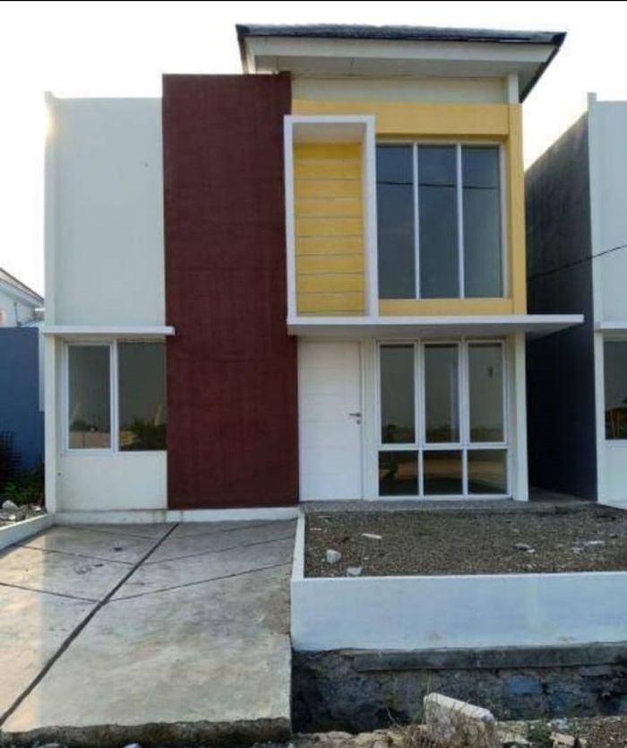 foto tampak rumah tipe HC 42/84 perumahan GRAND MAHKOTA
