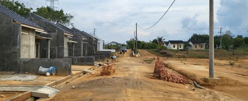 foto posisi tengah perumahan SAWARNA RESIDENCE