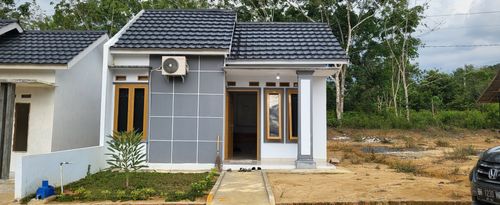 foto contoh rumah perumahan SAWARNA RESIDENCE