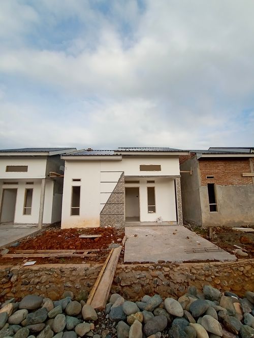 foto contoh rumah perumahan Sikombong Mawangi Regency