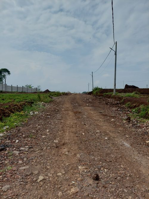 foto gerbang perumahan Pamoyanan Residence