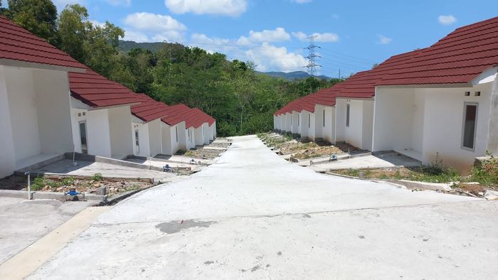 foto tampak rumah tipe 30/60 perumahan WONOLELO JOGJA HILLS