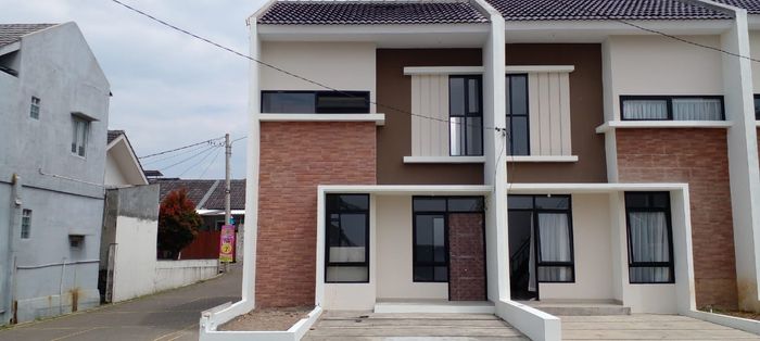 foto tampak rumah tipe 36 Mezzanine (435) perumahan Seroja Home Residence 2