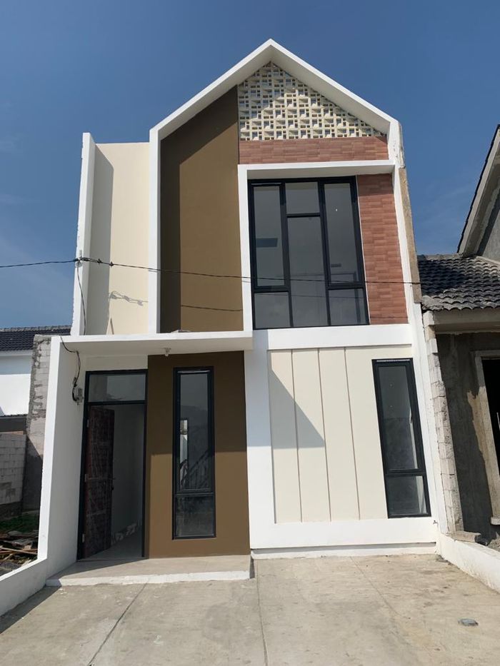 foto tampak rumah tipe 33 Mezzanine (367) perumahan Griya Pataruman Asri 3