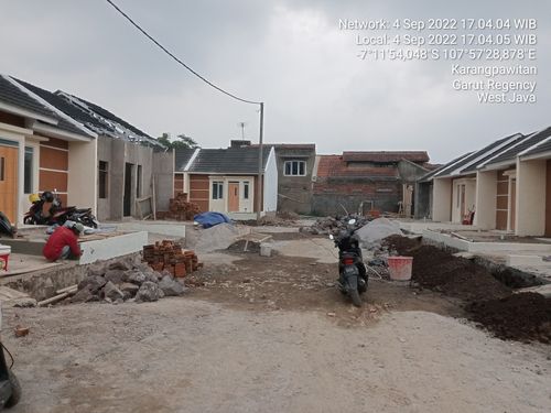 foto posisi tengah perumahan GRIYA BTS CIKAWUNG