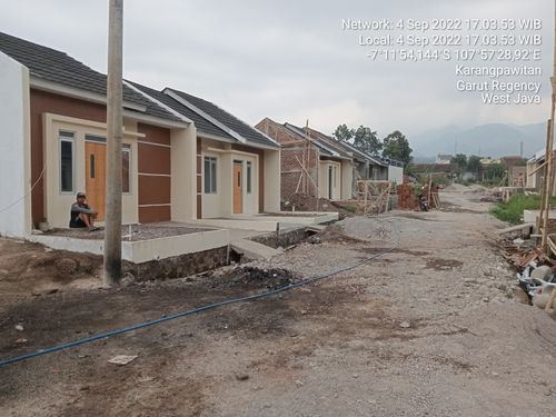 foto gerbang perumahan GRIYA BTS CIKAWUNG