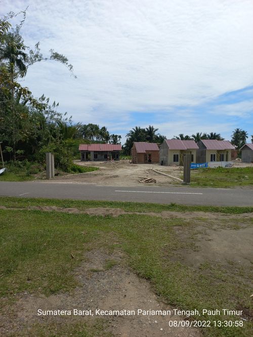 foto gerbang perumahan PERUMAHAN PAUH GARDEN CITY