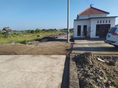 foto gerbang perumahan PERUMAHAN PERMAI LESTARI BANYUNING