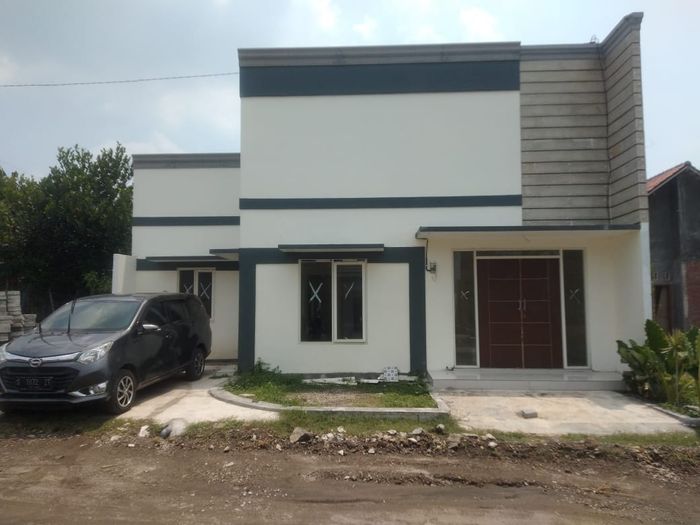 foto tampak rumah tipe 50/80 perumahan HARMONI LAND