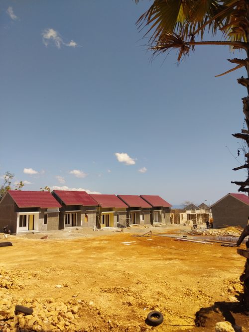 foto posisi tengah perumahan PETUK INDAH KUPANG