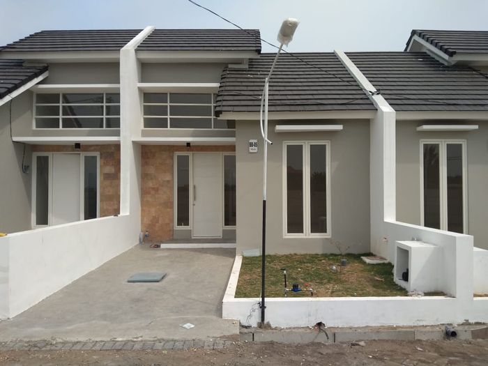 foto tampak rumah tipe BB-05 T.38 perumahan PERMATA REGENCY