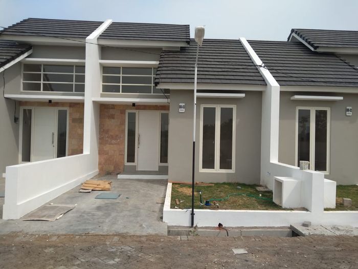 foto tampak rumah tipe BB-03 T. 38 perumahan PERMATA REGENCY