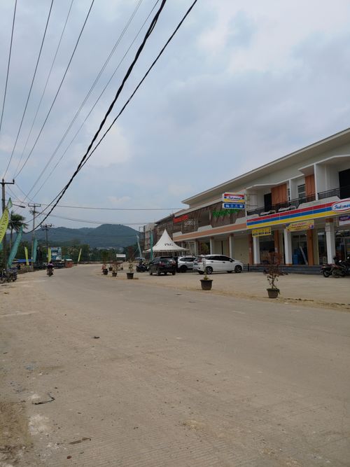 foto gerbang perumahan PESONA KAHURIPAN 5