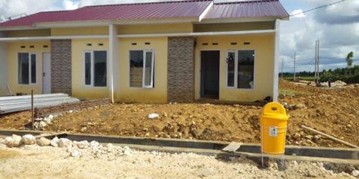 foto tampak rumah tipe 36 perumahan ARU LAND CABALU 2