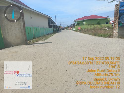 foto gerbang perumahan Griya Dulomo Indah III